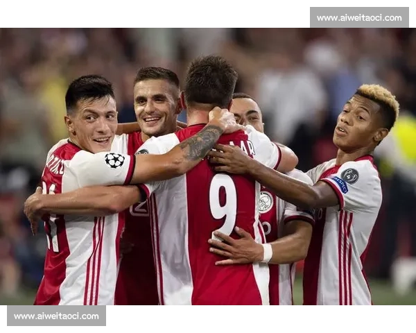 曼联对阵阿贾克斯战术博弈与胜负关键全面解析欧战焦点前瞻与数据解读